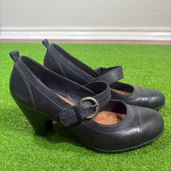 Nurture Women’s Size 7.5M Black Mary Jane Close Toe Buckle Pumps Retro Style - Picture 1 of 6